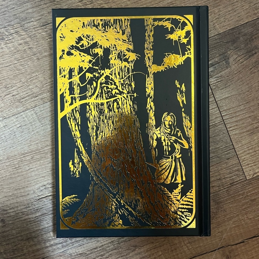 Queen Among The Dead The bookish Box Exclusive Edition - Picture 4 of 8